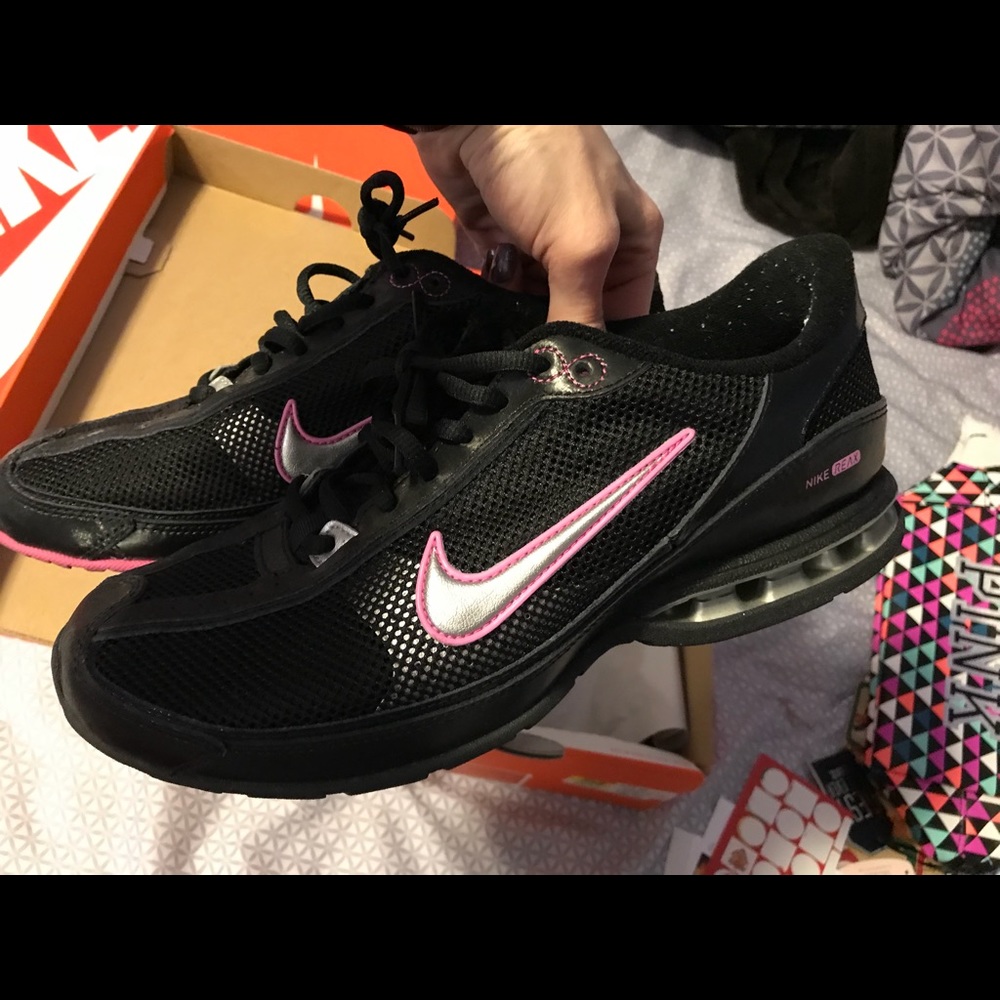 Like New Women’s Nike Reax Size 9.5